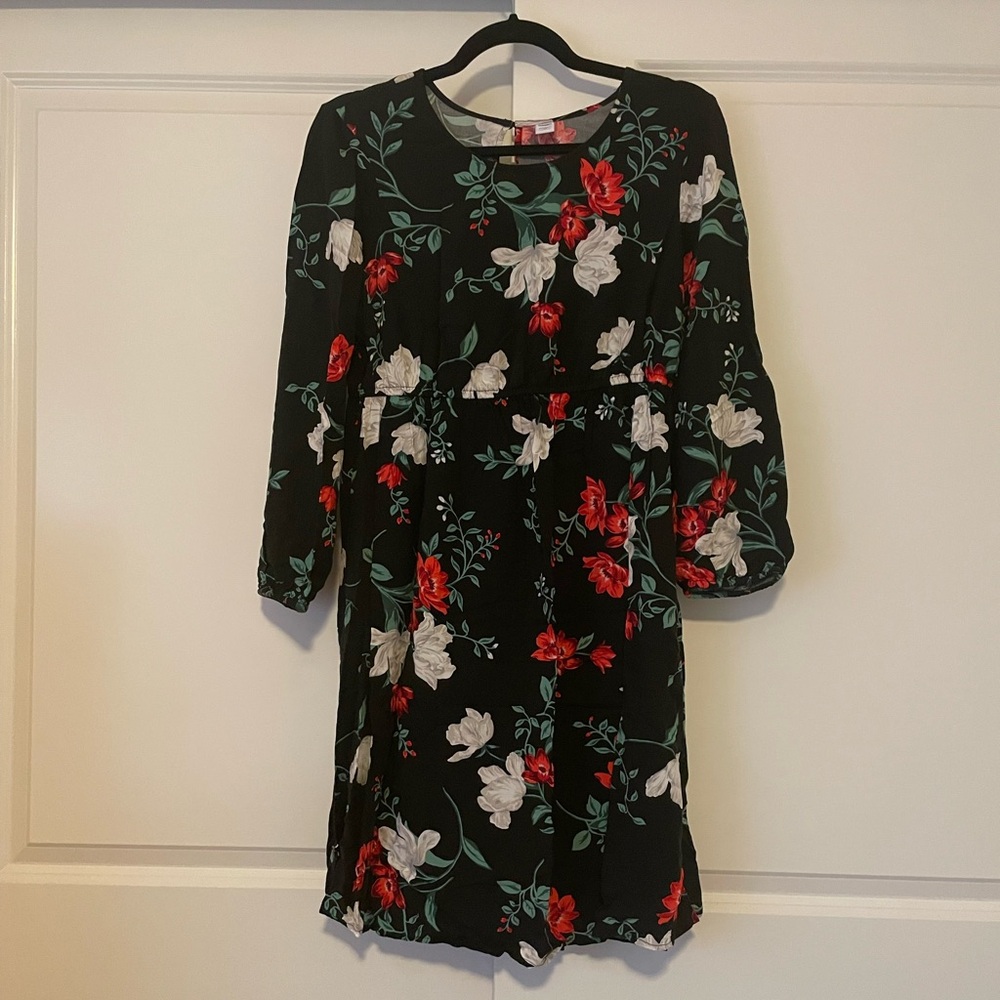 Old Navy Maternity Dress